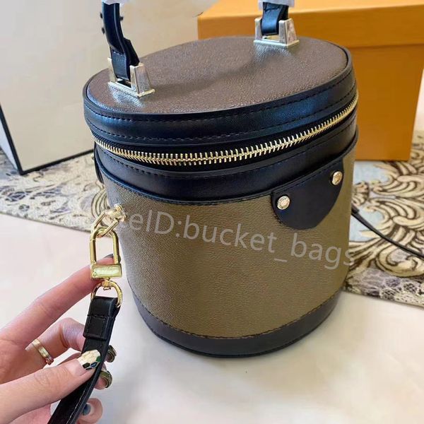 

2021 ss mini barrel-shaped lady popular shoulder cross body bags famous luxurys designer plain practical zipper lovely style women fashion h, Red;black