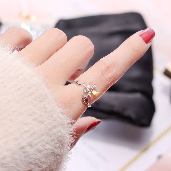 

japanese and korean chaozhou student female net red adjustable tail flower micro inlaid opening joint index finger ring, Black