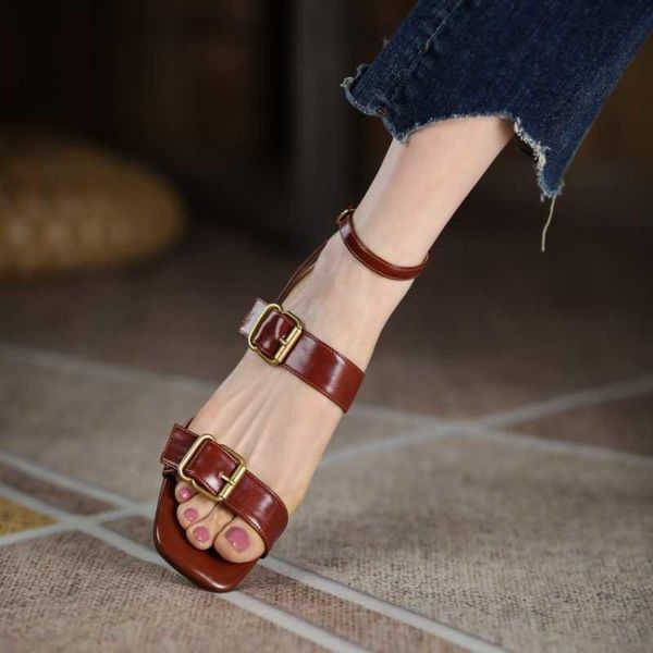 

sandals french 2021 summer women's ol fashion soft leather, Black