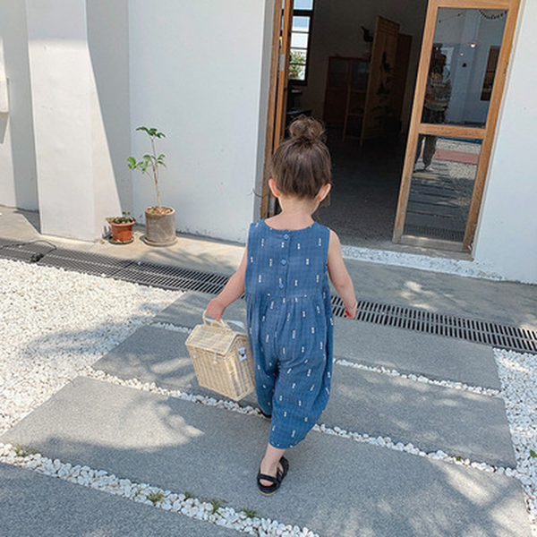 

girls jumpsuit 2022 summer new small and medium-sized virgin baby print casual fashion trend toddler girl clothes, White