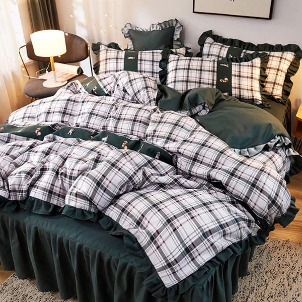 

bedding sets europe princess style ruffle cotton set king  size bed skirt pillowcase duvet cover 4pcs floral fruit print
