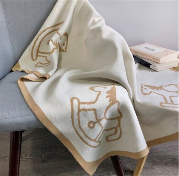 Luxo Designer Pony Pattern Cobertores para Crianças Recém-nascidos Crianças Alta Qualidade Algodão Xaile Cobertor Tamanho 100 * 100cm Presentes Quentes de Natal 2021