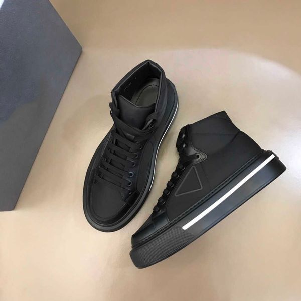 

2021 fashion luxury design casual shoes macro re-nylon recycled nylon and glossed-leather high-sneakers comfortable breathable size, Black