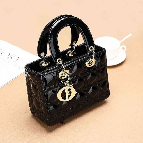 

bag women's 2021 new ins patent leather slung princess diana one shoulder portable large capacity quality versatile zly zly handbag wom