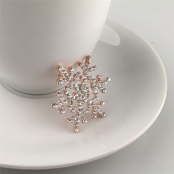 

ef4 stone broochwinter decoration diamond es inlaid christmas snowflake pins full diamond brooch korean pin, Gray