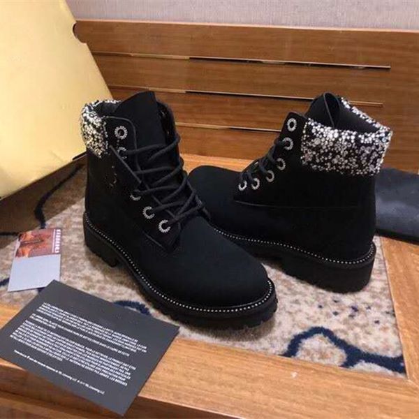 Designer Ankle Joint Boots Conjunto com Diamond Rhubarbo Feminino Chute Não Quebrado Impermeável Martin Inverno Amantes Ao Ar Livre Trabalho