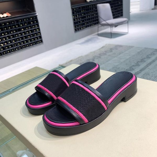 

slippers brand designer open toe comfortable 2021 summer beach vacation fashion all-match sandals and women, Black