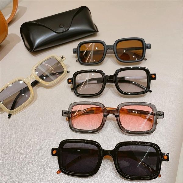 

outdoor eyewear high-end ladies sunglasses small square shade trendy fashion glasses riding driving beach 2022