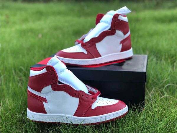 

jumpman 1 chicago mens womens basketball shoes reverse white red sports shoelaces shoebox full size 36 --- 47.5