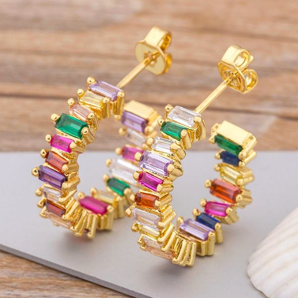 Luxus Weibliche Kristall Zirkon Stein Ohrringe Mode Kupfer CZ Gold Regenbogen Schmuck Romantische Boho Stud Ohrring Für Frauen Mädchen