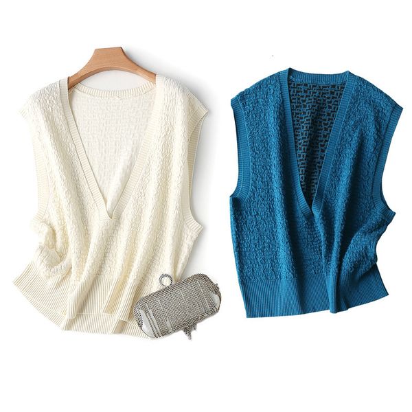 

autumn winter 2021 v-neck with short sleevels wool sweater inside and outside vt et women, Black;white