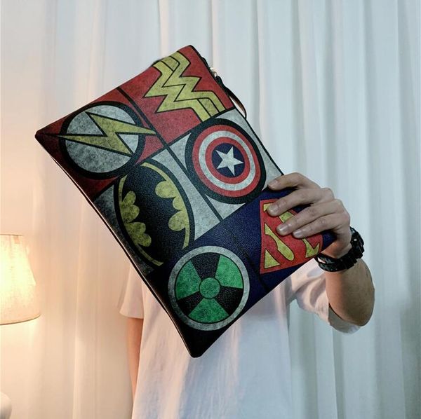 

factory wholesale men brand shoulder bags retro totem printing storage wallet street trend leathers wrist bag personality contrast casual le, Black;red