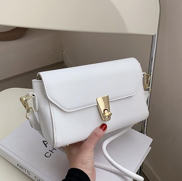 

shoulder bags underarm bag female 2022 summer fashion all- one-shoulder messenger handbag baguette middle-aged