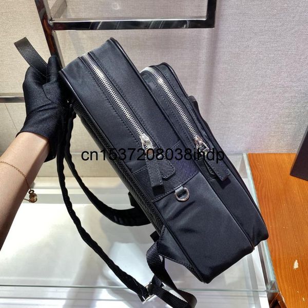 

backpack backpack, modern and fashionable, practical atmospheric classic timeless