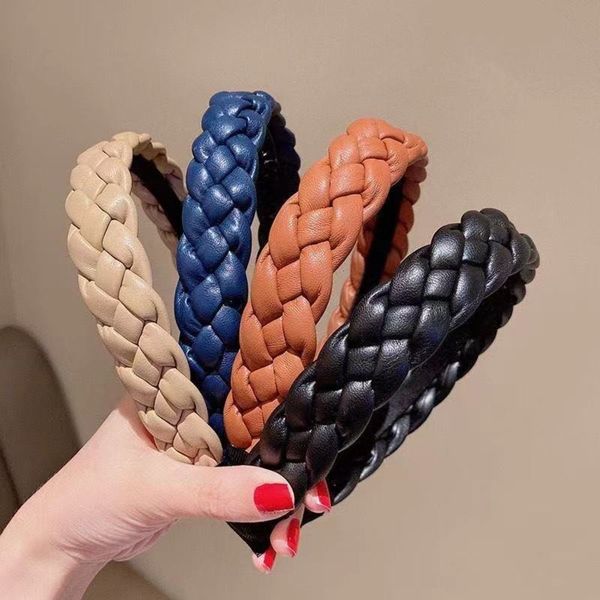 

twist woven pressed hoop simple style wide edge hairpin, Black;brown