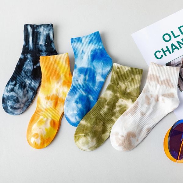 

couples tie-dye men and women socks cotton colorful vortex hiphop skateboard non-slip happy funny soft girls short socks, White;pink