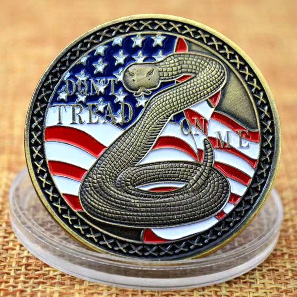 

50pcs non magnetic military craft badge don't tread on me the sceond american constitution bronze plated challenge coin