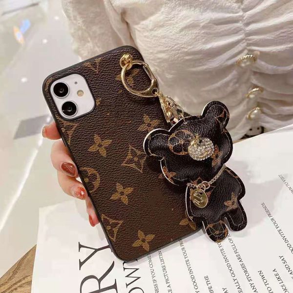 

fashion brand design phone cases for iphone 12 promax 12pro 11 xs max xr x 8 plus come with bear chain