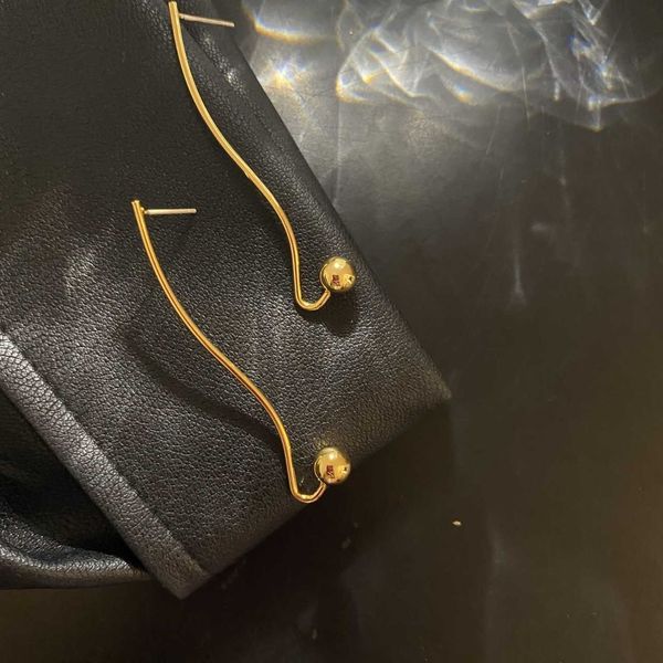 

geometric earrings female personality simple cool wind curve earrings s925 silver needle earrings female h3-2