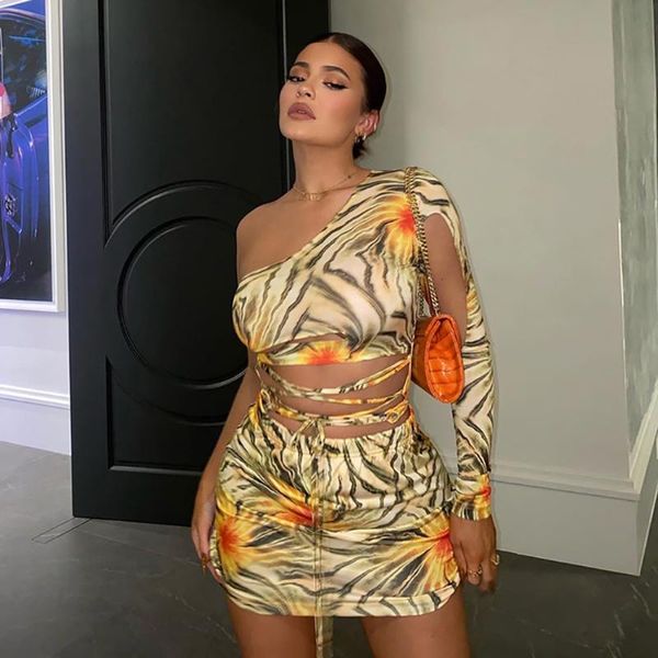 

casual dresses [shesrim] multicolor hollow irregular kyliejenner oblique collar one-shoulder long-sleeved tight-fitting strappy street, Black;gray