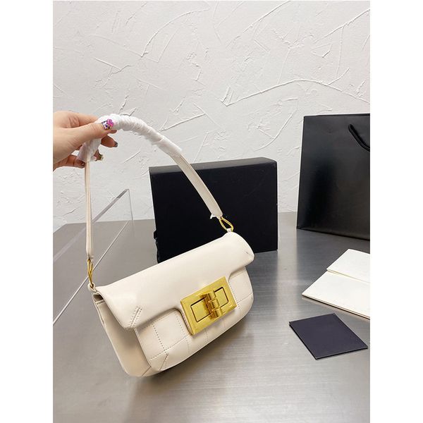 

outlet factory high version of women's underarm bag luxuryss designerss yw