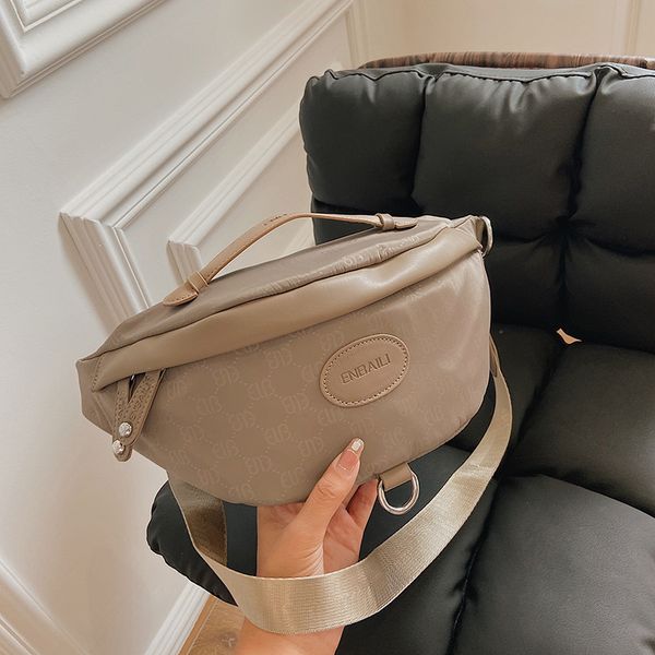 

chao single shoulder messenger bag female new bag foreign style waist net red leisure chest purse outlet