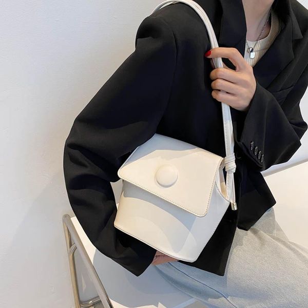 

waist bags summer women's bag 2021 fashion portable bucket and cute one shoulder messenger crossbody