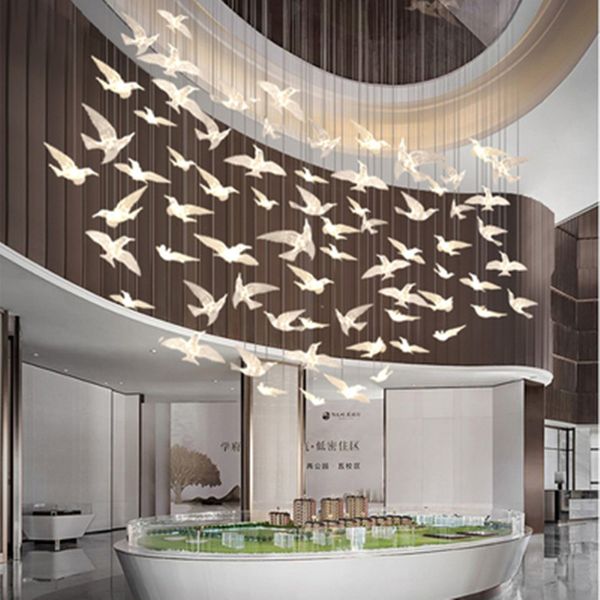 Scala moderna e minimalista Lampadario a LED Lampade a sospensione in acrilico Soggiorno Camera da letto Personalità creativa Bird Hotel Lobby Illuminazione personalizzata per colibrì