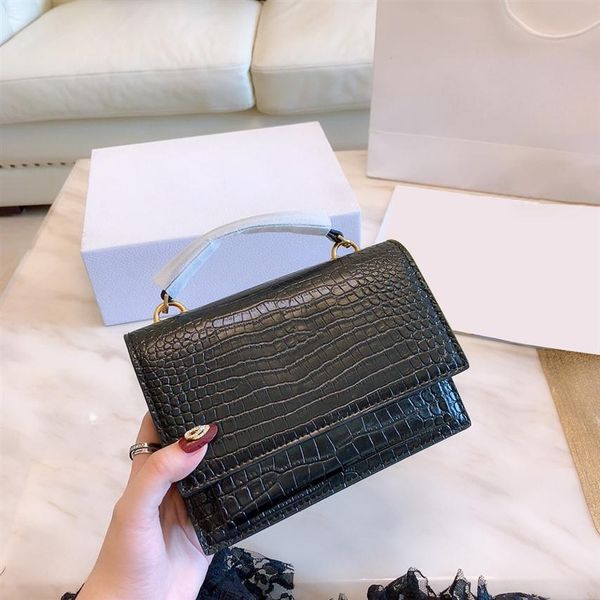 

mini chain leather strap totes fashion women handbag cross wallets body famous designers hasp plain alligator flap lady bags 2022, Red;black