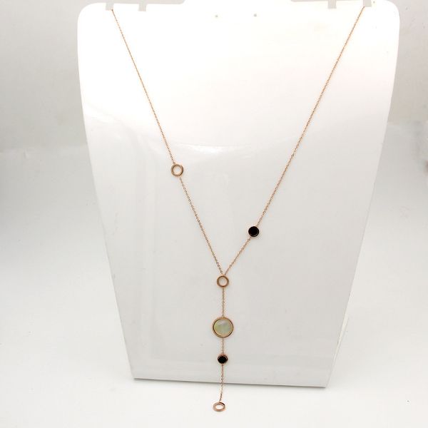 

m1-302 long four circle size black and white scallop rose gold sweater necklace women's korean titanium steel, Silver