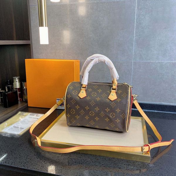 

Classic Brown Luxury High quality Handbag Totes designers women shoulder bag handbags hobo purses lady crossbody channel tote 02