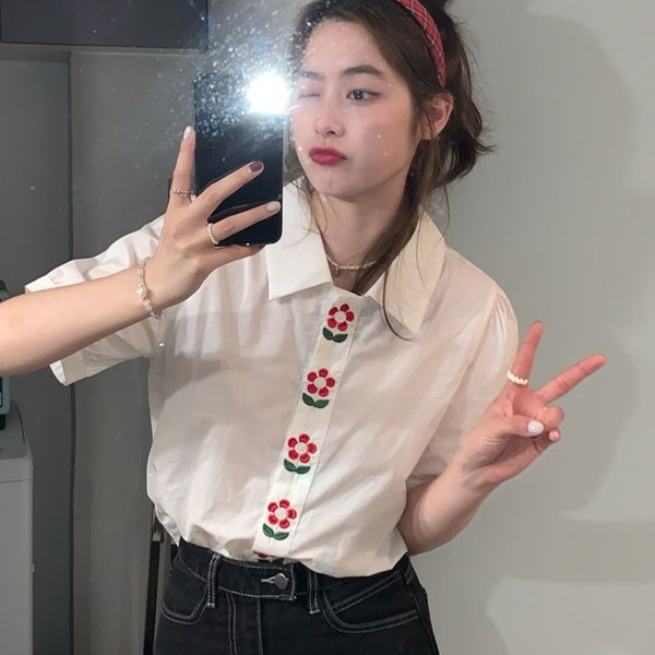 

korea summer women's lapel blouse sweet embroidery puff short sleeve casual shirt female fashion clothes 210518, White