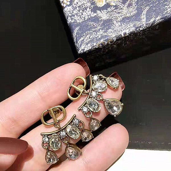 

2021 new designer 2021 style water drop earrings, Golden