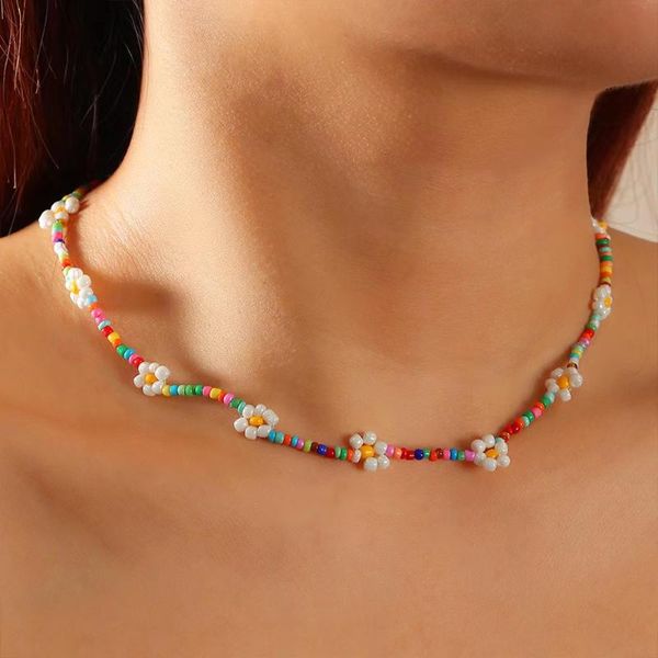 

chokers trendy boho rainbow seeds bead flowers women necklaces hand knitting daisy charms strand chain sweet choker fashion jewelry gift, Golden;silver