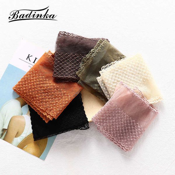 Badinka 2021 Neue Koreanische Grün Rosa Plaid Gestrickte Spitze Halstuch Schal Kopftuch Frauen Stewardess Haar Kopf Schals Tücher Q0828