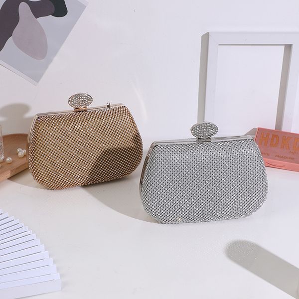 

fashion evening bag dinner water drill can be slanted across the hand