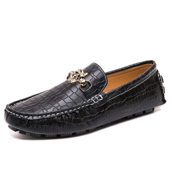 

2022man new fashion casual shoe hombre personality slip-on loafers moccasin masculino flats driving shoe male boat sneaker, Black