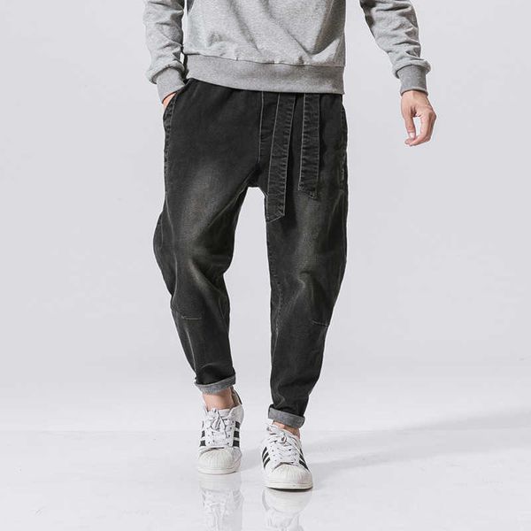 

loose washed belt jeans in autumn and winter of, Blue