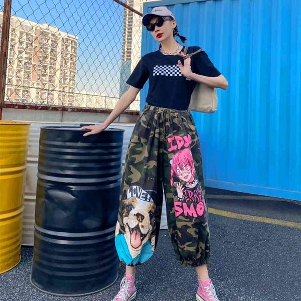

shirt european station in fashion marks camouflage women's loose-fitting trousers printed cartoon shorts with wide-leg pants, White
