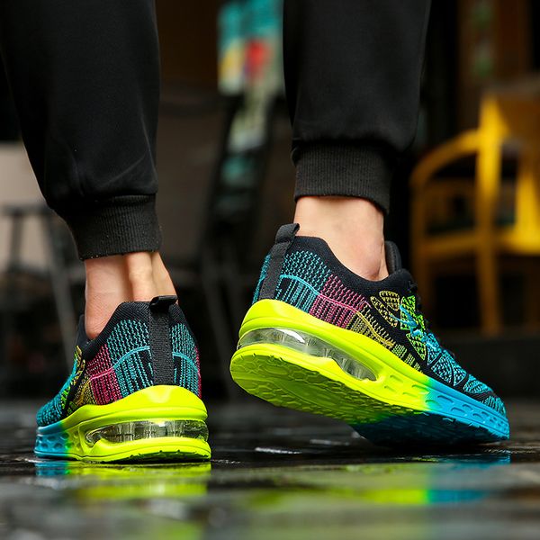 

2021 designer running shoes for men women blue grey red fashion mens trainers outdoor sports sneakers size 35-45 rj, White;red