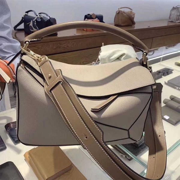 

fashion 2021 puzzle new geometric rhombic mini leather women's single shoulder cross pillow doctor's bag ctt