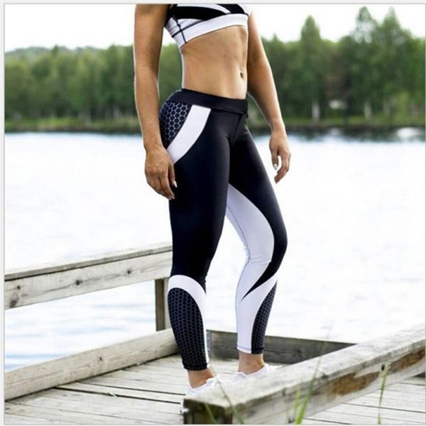 Leggings stampati con motivo a rete fitness per donna Leggins sportivi da allenamento Pantaloni elastici slim neri bianchi 210607