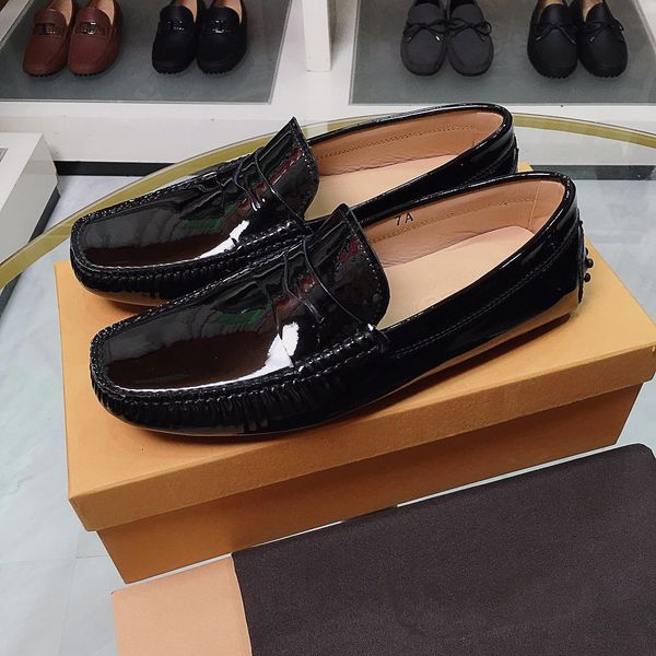 

luxury designer shoes fashion trennd popular designer women shoes patent genuine leather low cut flat men casual sneakers 38-45, Black