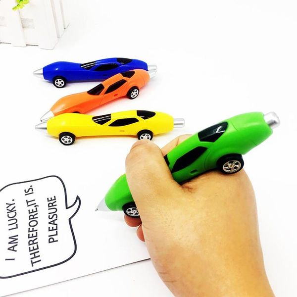 Canetas de esfero 1 PCs Funny Novelty Design Cartoon Car Shape Pen Racing Racing Toy Gift Supplies Student Student Stationaria portátil