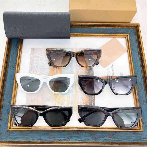 

2022 factory wholesale cat's eye plate men's and women's sunglasses ins net red same small letter leg, White;black