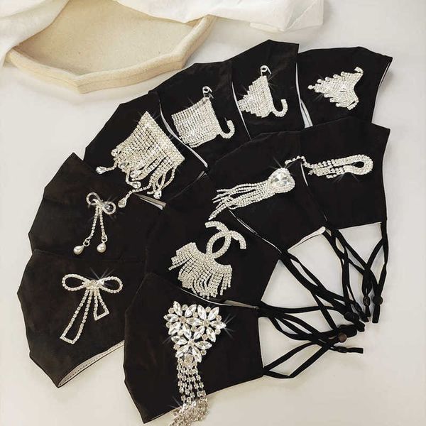 

grab chain black cloth face tassel pendant with drill brooch dual purpose mask