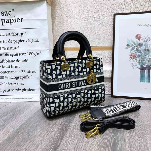 

women's texture style hand star's bag soft leather single shoulder messenger bag