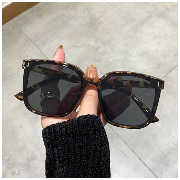 

sunglasses the 2021 women retro square street s anti - ultraviolet glasses vintage, White;black