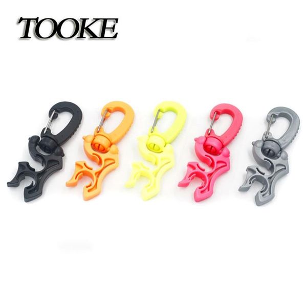 

pool & accessories scuba diving plastic double bcd hose holder with clip buckle hook black