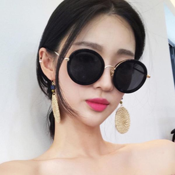 

sunglasses 8680 net red same paragraph round 2021 ladies star anti-ultraviolet concave shape, White;black
